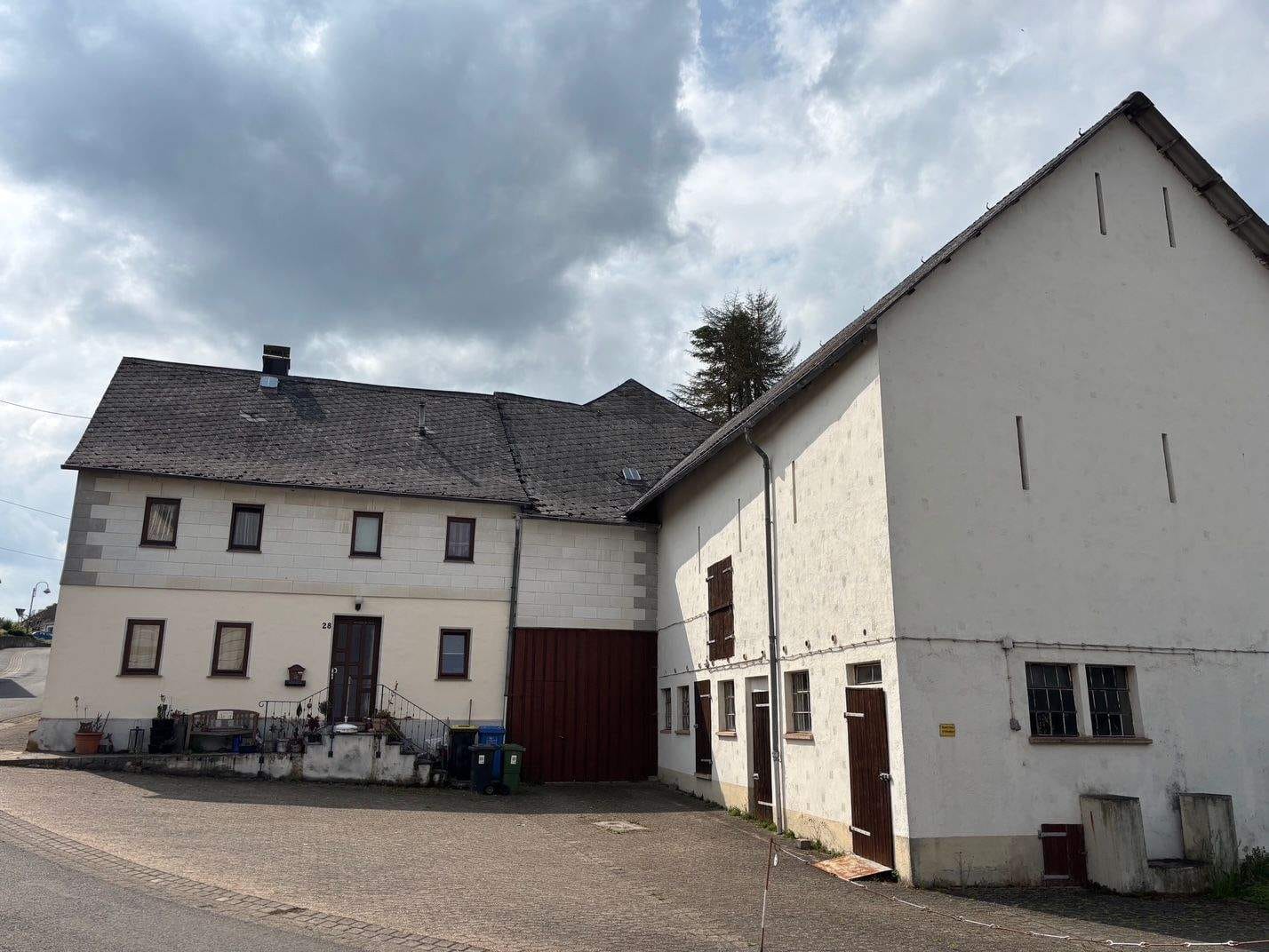Immobilie in Unzenberg - Hofanlage im Hunsrück bei Kirchberg - Bild 1