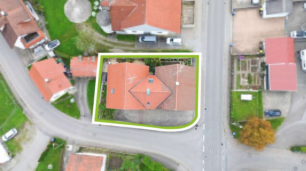 Immobilie in Bad Wurzach - Zwei Wohneinheiten mit vielfältigen Nutzungsmöglichkeiten in Hauerz - Bad Wurzach! - Bild 3
