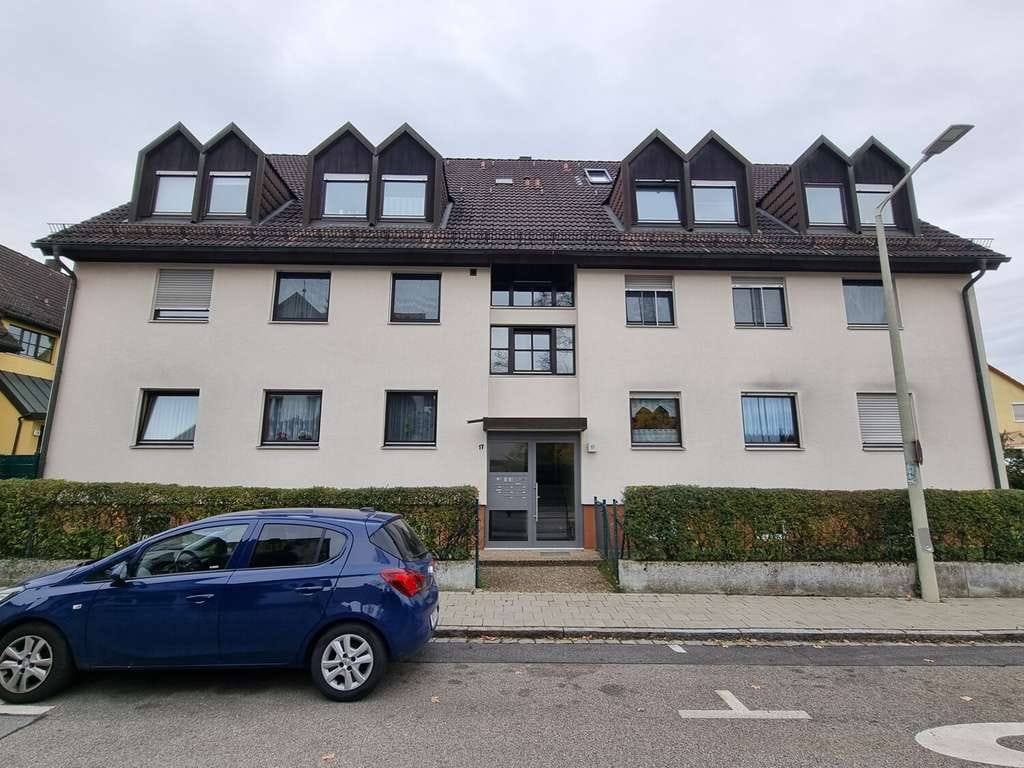 Immobilie in Altdorf bei Nürnberg - 4-Zimmer-DG-Maisonette-ETW mit Loggia, großer Garage und Stellplatz in zentraler Altdorf-Wohnlage - Bild 3