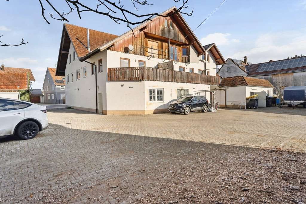 Immobilie in Markt Rettenbach - Eigennutzung und Kapitalanlage kombiniert - Mehrfamilienhaus mit weiterem Ausbaupotenzial rd. 350 m2 - Bild 3