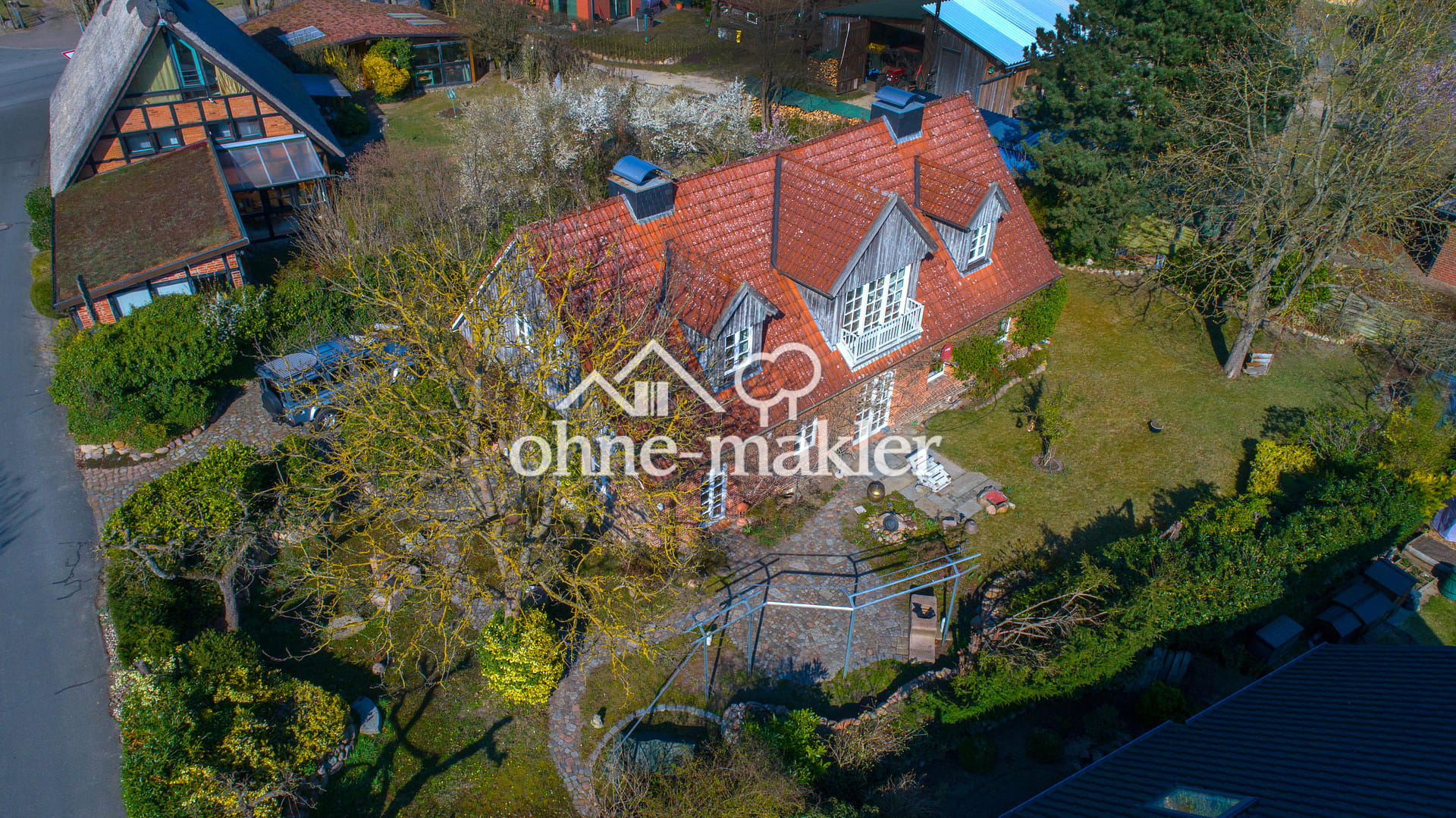 Immobilie in Rullstorf - Wohnen u Arbeiten Charmantes ehemaliges Landhaus naturverbunden in Rullstorf bei Lüneburg - Bild 1