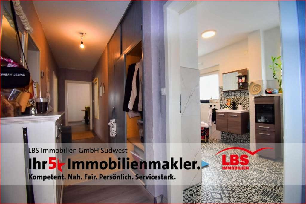 Immobilie in Maikammer - #amFußeDesHambacherSchlosses #solideRendite #MittelpunktDerWNSTR #wertbeständig #Potenzial - Bild 2