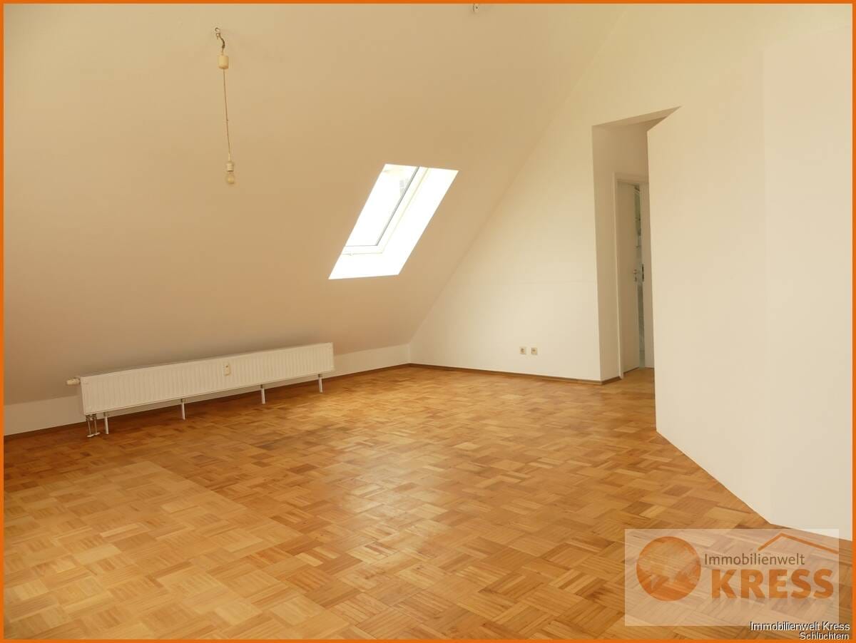 Immobilie in Schlüchtern - Renovierte Einzimmerwohnung mit Balkon und Küche in gepflegter Wohnlage in Schlüchtern - Bild 4