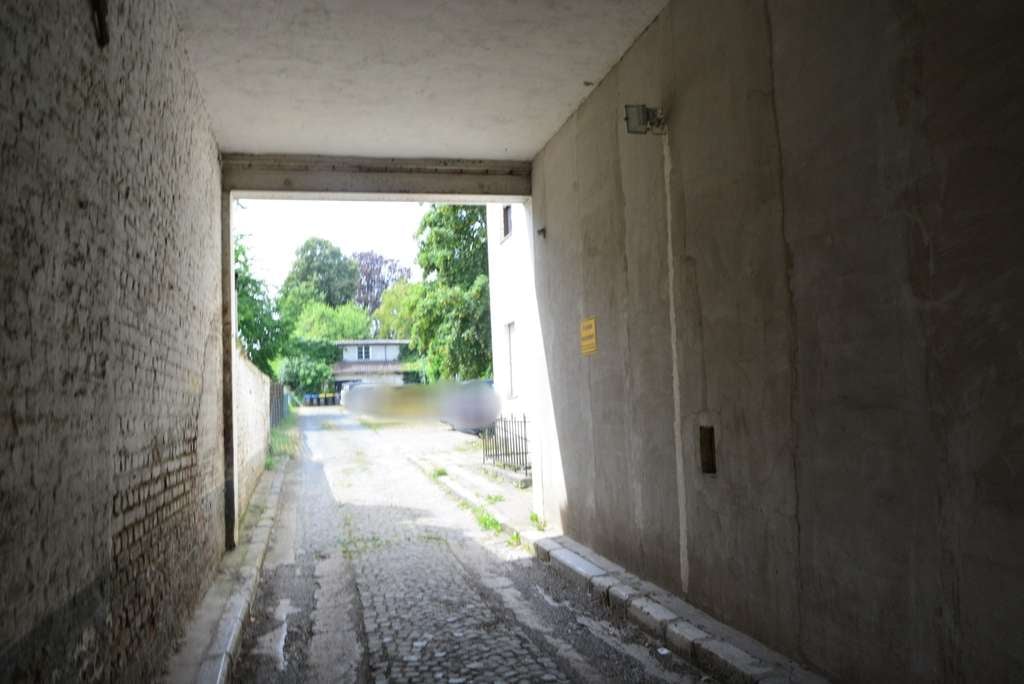 Immobilie in Eschweiler - Mehrfamilienhaus mit Potential und Baugrund vorhanden - Bild 2