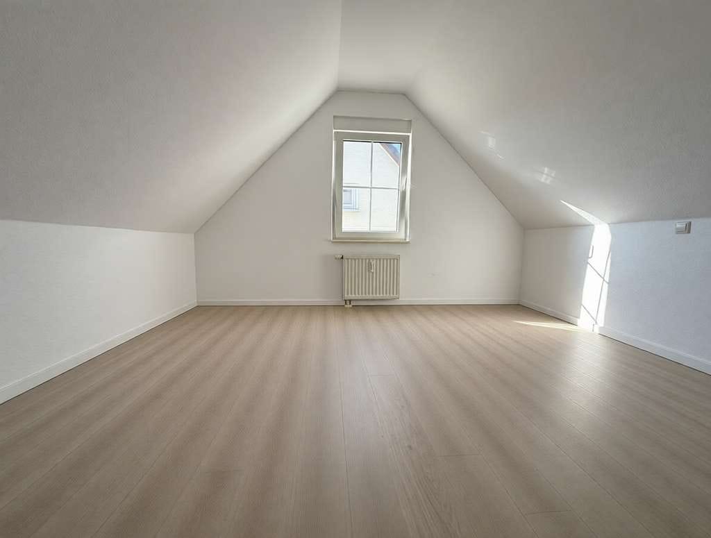 Immobilie in Rutesheim - Attraktive 3-Zimmer-Maisonettewohnung mit 2 Stellplätzen - Bild 4