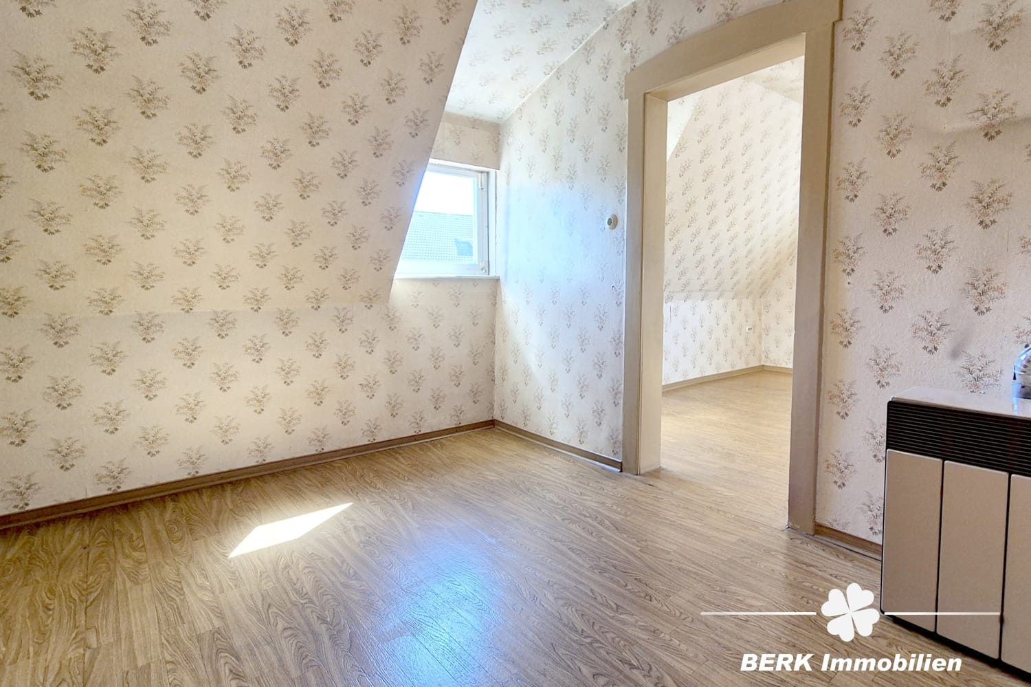 Immobilie in Stockstadt am Main - BERK Immobilien – Charmantes Einfamilienhaus mit Potenzial im Herzen von Stockstadt - Bild 4
