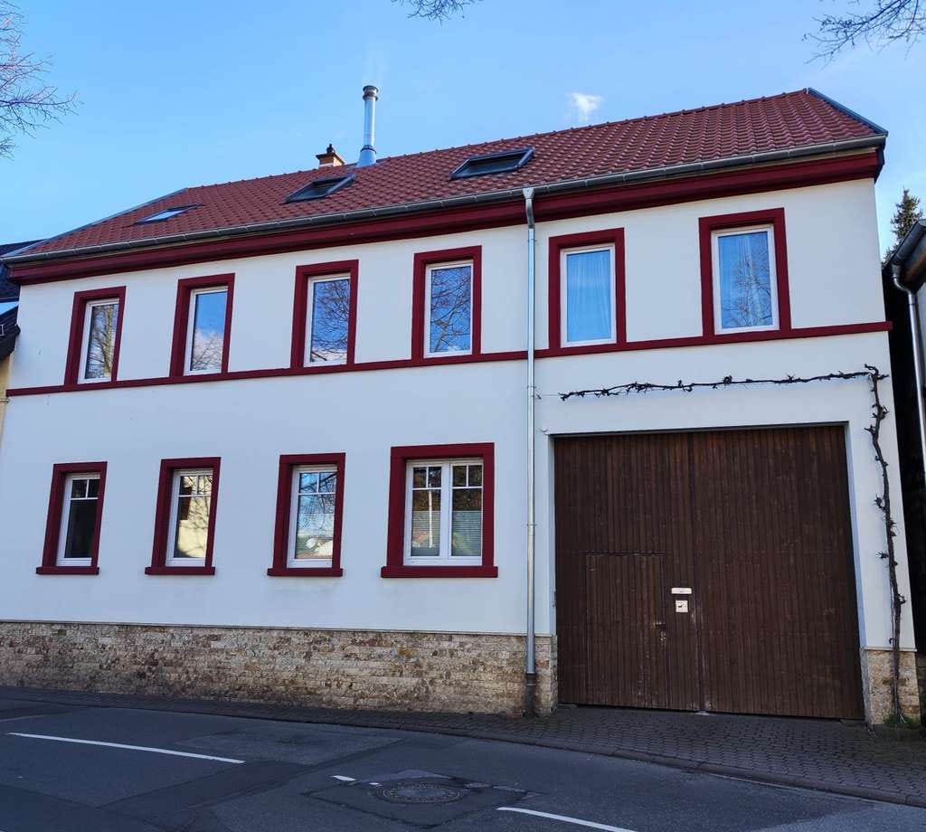Immobilie in Kleinkarlbach - Ein Ort mit Seele! Modernisierter, ehemaliger Winzerhof in Kleinkarbach! - Bild 0