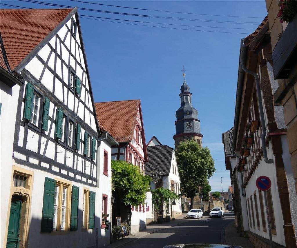 Immobilie in Kallstadt - Top-gepflegtes Haus für Liebhaber der Weinstraße - Bild 0