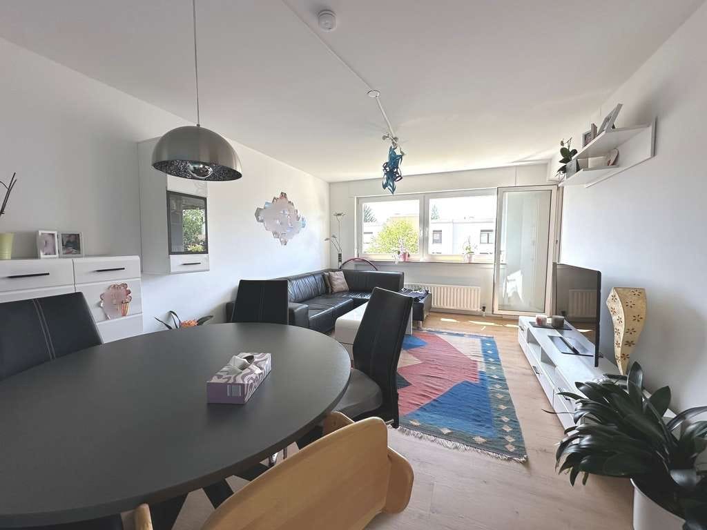 Immobilie in Zorneding - Attraktive Eigentumswohnung in Zorneding – modern renoviert & optimaler Grundriss - Bild 0