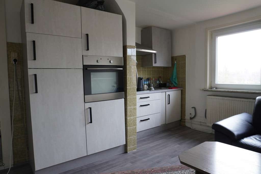 Immobilie in Salzgitter - Provisionsfrei für Käufer! Vermietete Dachgeschosswohnung mit solider Rendite in Salzgitter-Bad - Bild 0