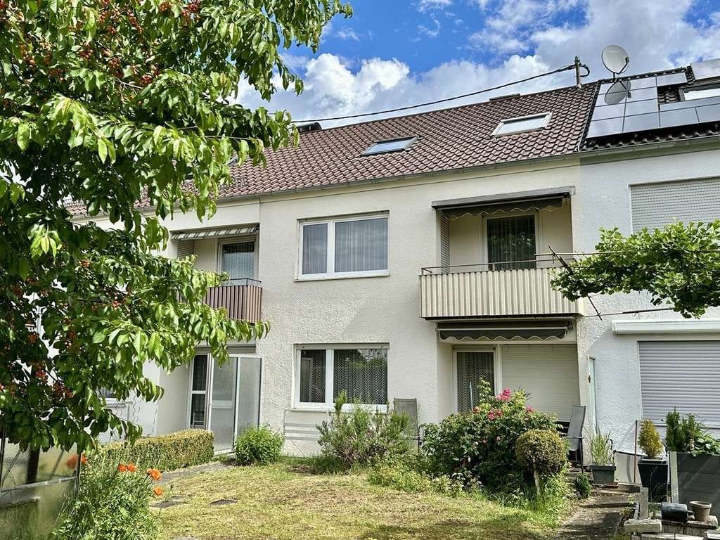 Immobilie in Weilheim an der Teck - Sonnige Aussichten für Familien: - Bild 0