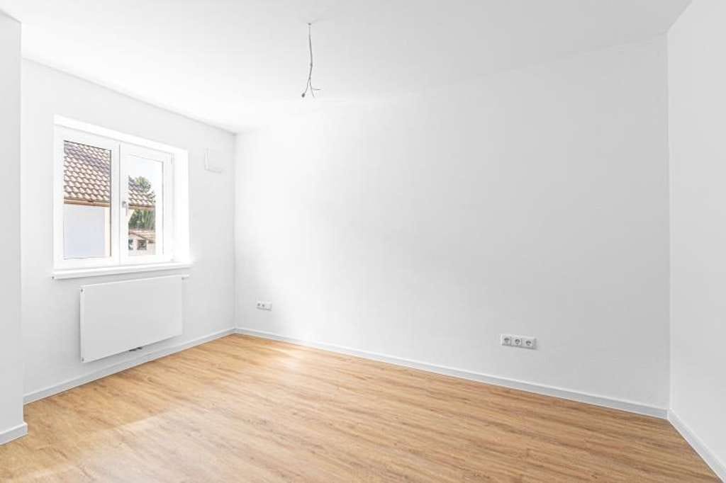 Immobilie in Peißenberg - TOP! 2 Zimmer Wohnung im 1.Obergeschoss eines kernsanierten Wohn- und Geschäftshaus in Peißenberg  - Bild 3