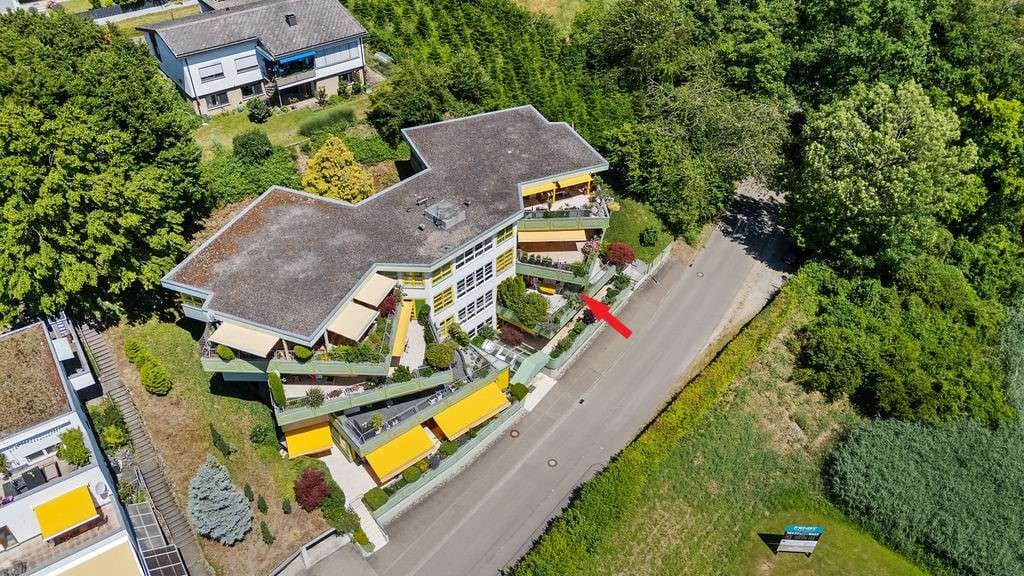 Immobilie in Tettnang - Sonnige, großzügige Wohnung mit traumhaftem Alpenblick, Terrassengarten und Aufzug - Bild 4