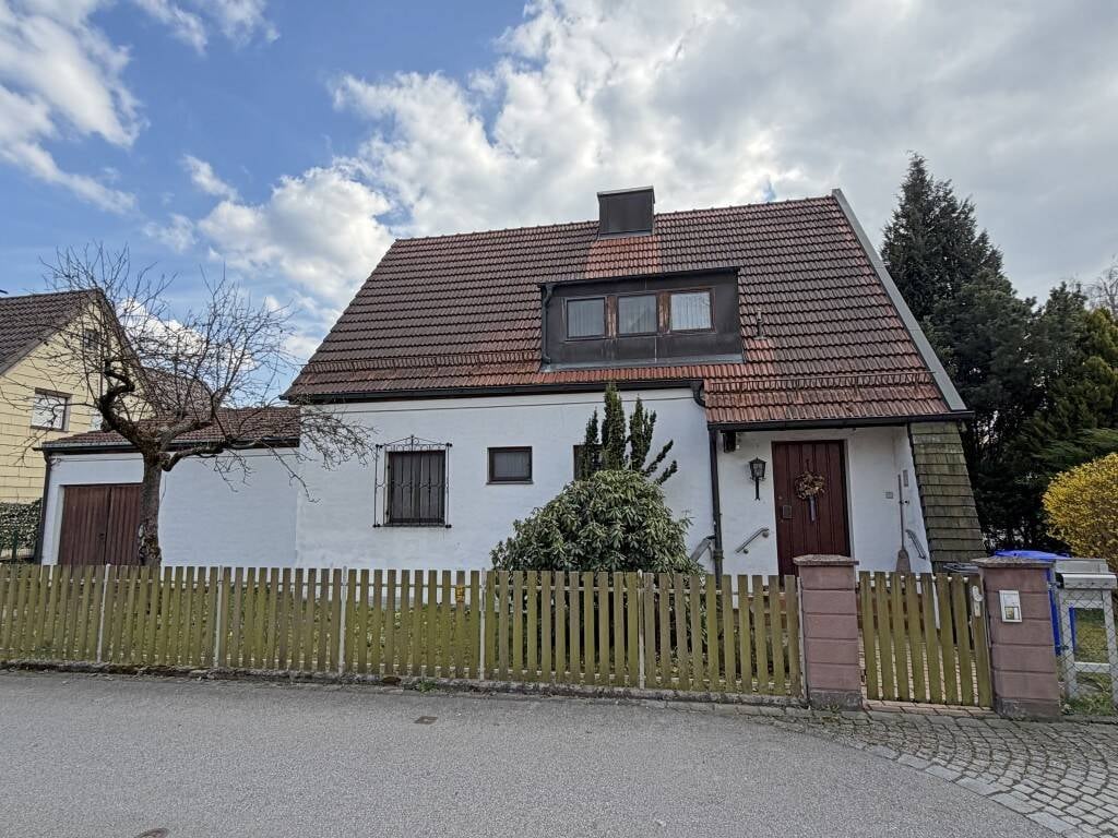 Immobilie in Altötting - Charmantes Einfamilienhaus mit Anbau in Altötting - Bild 0