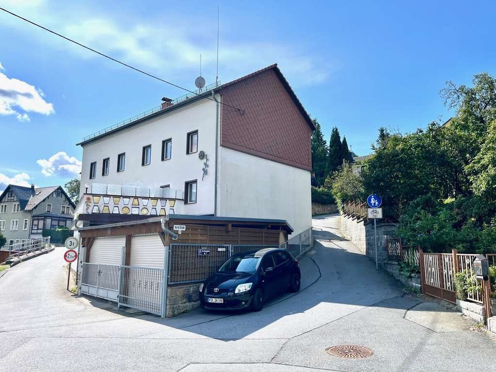 Immobilie in Sebnitz - Generationenwohnhaus für die große Familie oder Ferienwohnobjekt zur Sanierung in Lichtenhain/ Seb. - Bild 1