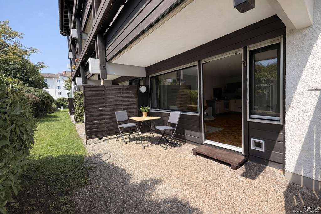 Immobilie in Chiemsee - Wo die Ruhe wohnt: Terrassenidylle im Herzen von Prien – nur wenige Schritte zum Chiemsee - Bild 1