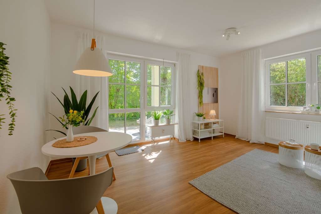 Immobilie in Zell am Main - ++ETW mit Traumgarten + Terrasse in Zell zvk. EG, SP und Garage++ - Bild 1
