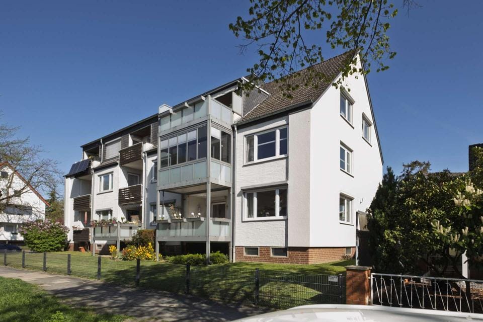 Immobilie in Burgdorf - Attraktive, vermietete 4-Zimmer-Wohnung in gepflegtem 9-Parteien-Haus in Burgdorf - Bild 0