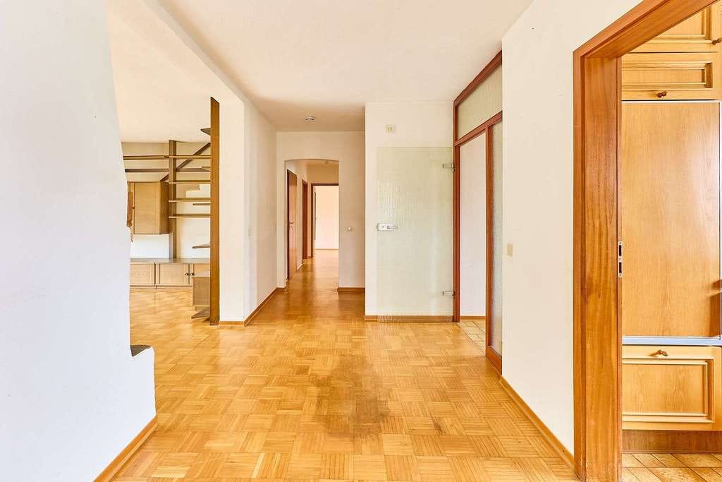 Immobilie in Deidesheim - Familienidylle in ruhiger Lage – Großzügiges Reihenendhaus mit Einliegerwohnung - Bild 3