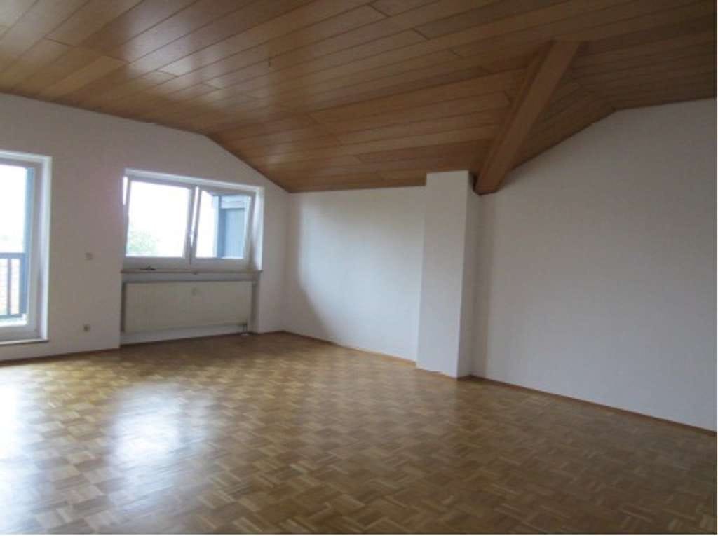 Immobilie in Ihrlerstein - Wenn Sie es gerne geräumig haben: Dachgeschosswohnung in Ihrlerstein zu verkaufen. - Bild 4