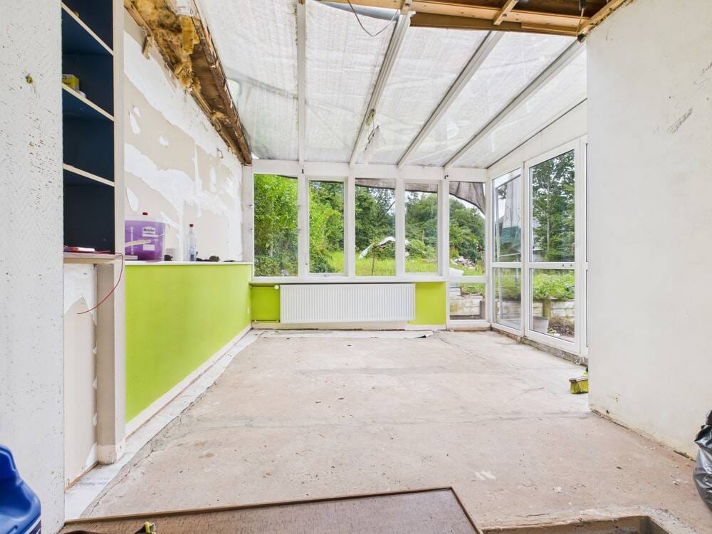 Immobilie in Welschbillig - Sanierungsbedürftiges Einfamilienhaus mit Scheune. - Bild 1