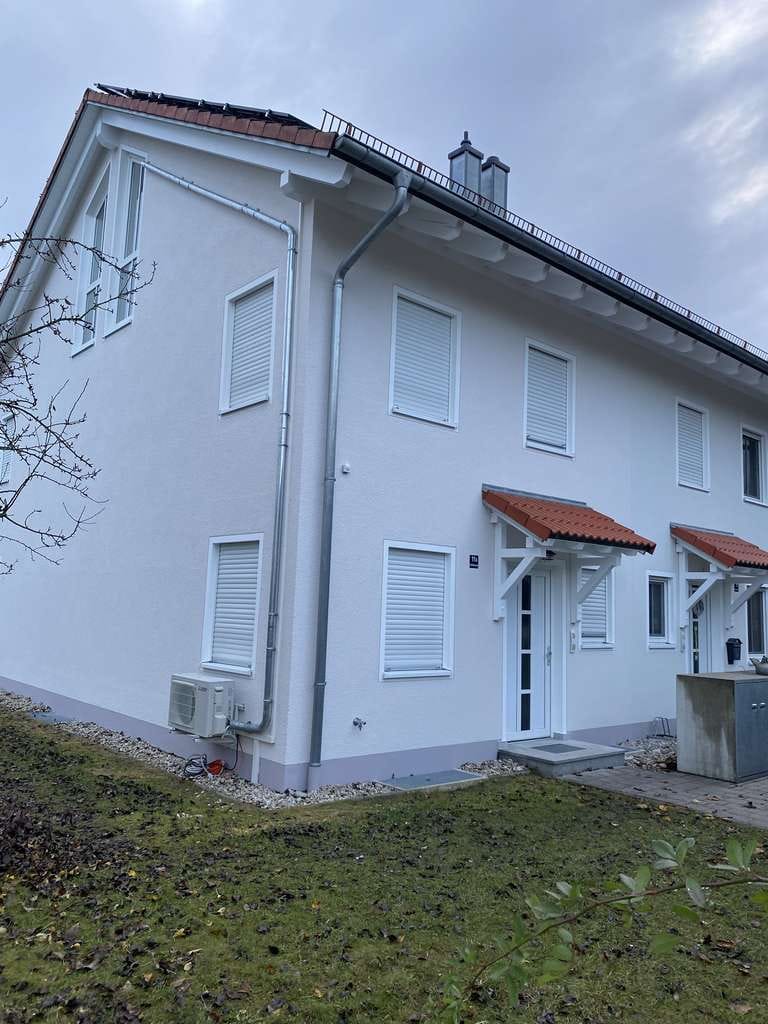 Immobilie in Pliening - Exklusives Doppelhaus mit gehobener Ausstattung, Klimaanlage & flexiblem Wohnkonzept - Bild 0