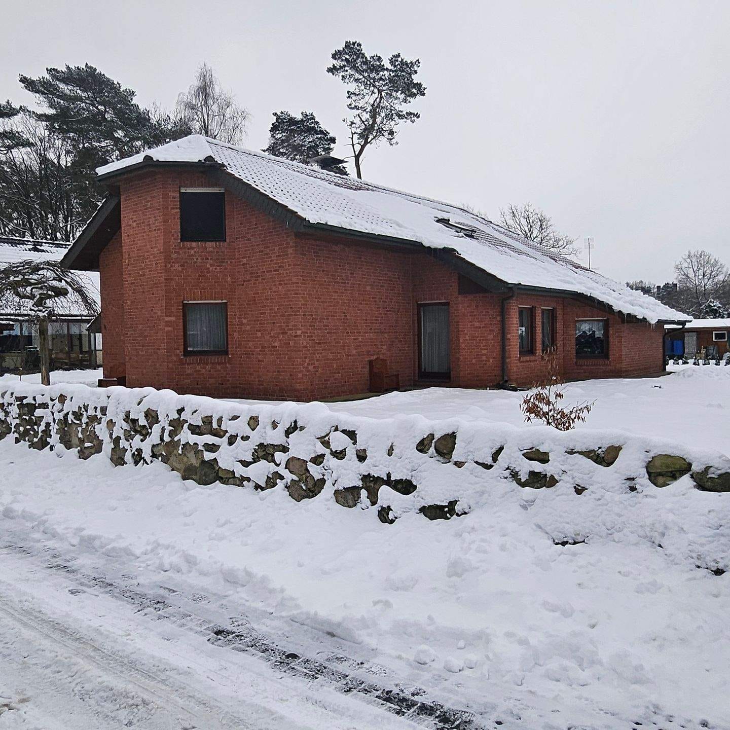 Immobilie in Bahrenborstel - Zweifamilienhaus in idyllischer, ländlicher Wohnlage. - Bild 2