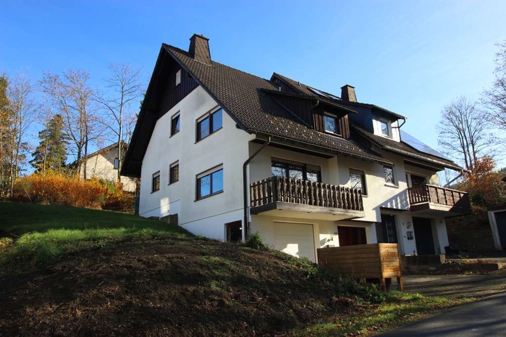 Immobilie in Schmallenberg - Doppelhaushälfte mit viel Platz für die ganze Familie - Bild 0