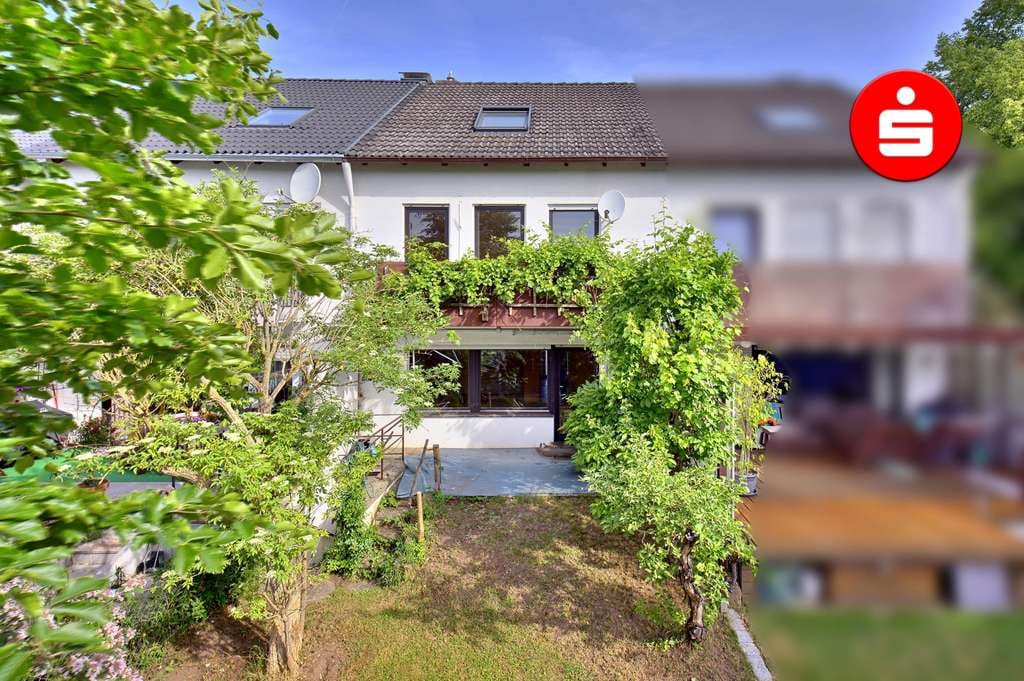Immobilie in Stein - Solides Reihenmittelhaus mit ausgebautem Dachgeschoss und sonnigem Garten in Stein - Bild 0