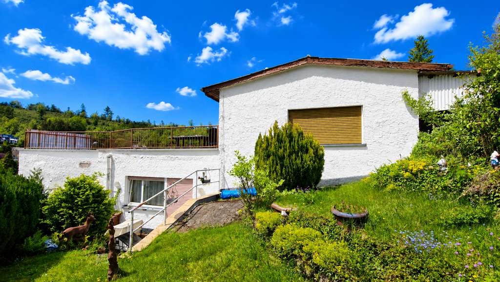 Immobilie in Schmitten - Haus mit traumhaftem Panoramablick in Niederreifenberg –  Großes Grundstück & enormes Potenzial - Bild 3