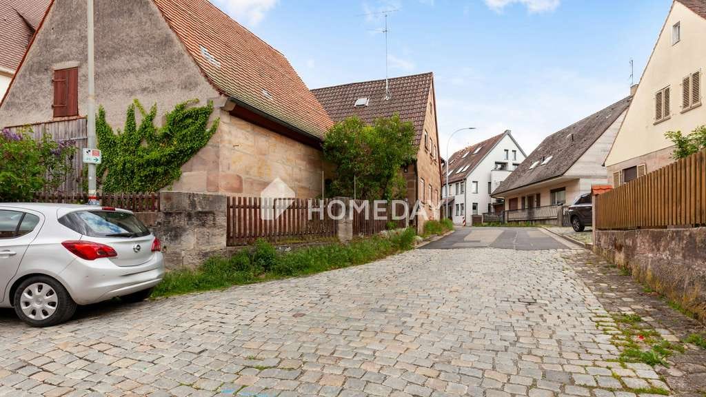 Immobilie in Cadolzburg - Mehrfamilienhaus mit 3 Wohneinheiten und großer Dachterrasse 
 - Bild 4