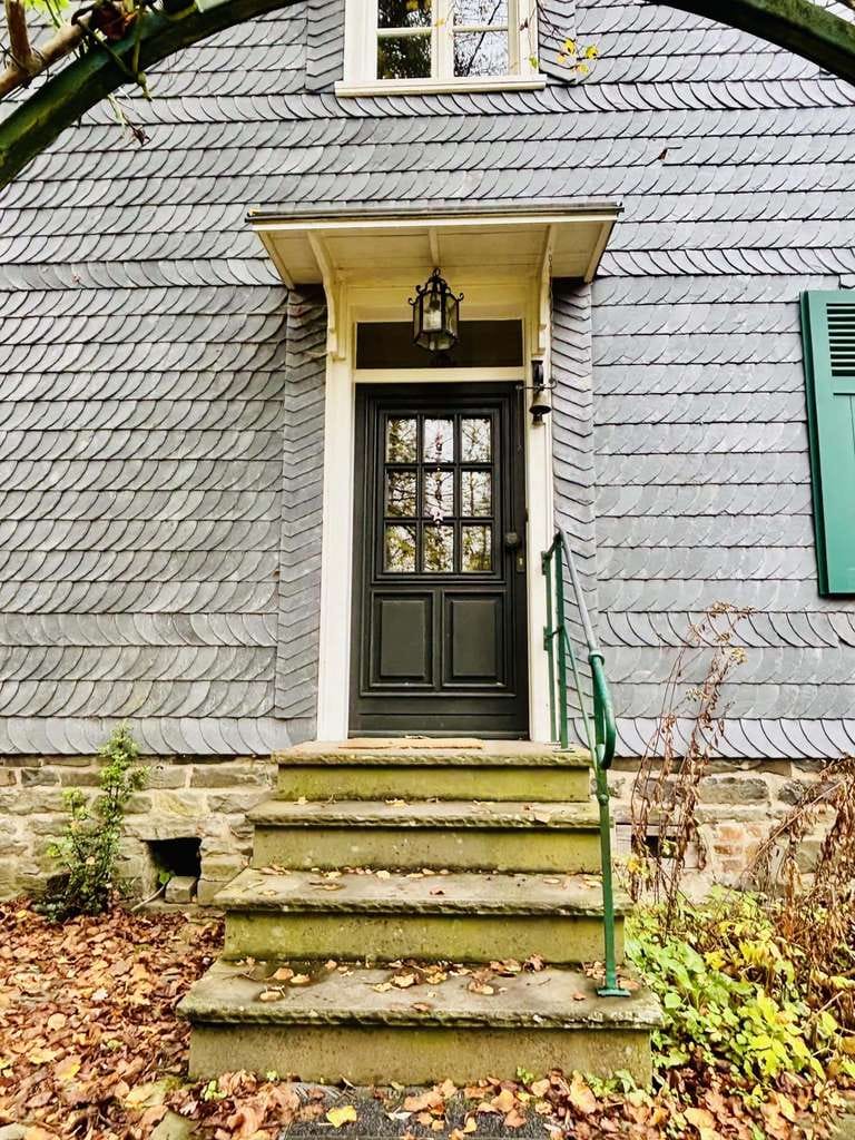 Immobilie in Wiehl - Historisches Forsthaus in Vorortlage von Wiehl! - Bild 3