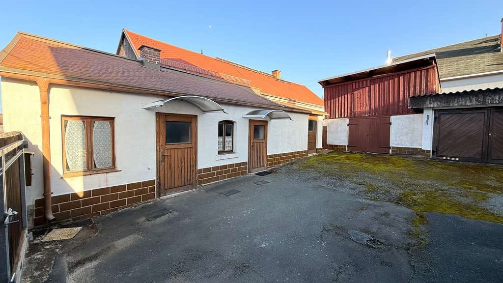 Immobilie in Oelsnitz/Vogtland - ++ geräumiges Einfamilienhaus mit Nebengebäuden ++ - Bild 2