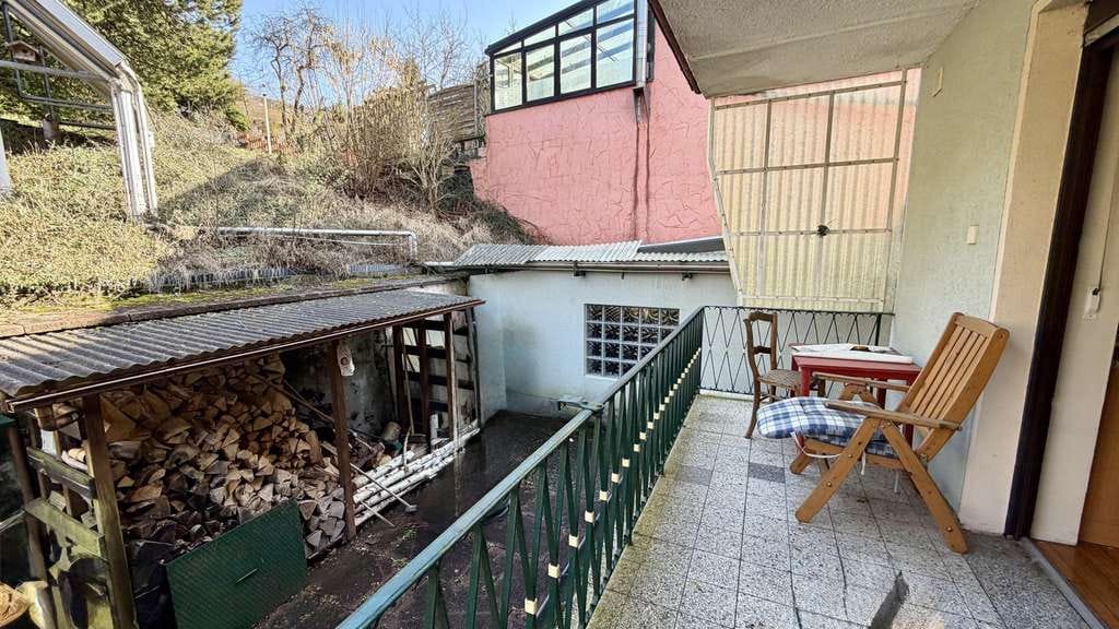 Immobilie in Ottweiler - Freistehendes Einfamilienhaus mit großem Garten und viel Potenzial in Ottweiler! - Bild 3
