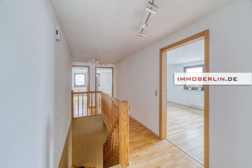 Immobilie in Mönkebude - IMMOBERLIN.DE - Attraktives Haus mit zwei Wohneinheiten & Nebengebäude inkl. Doppelgarage - Bild 3