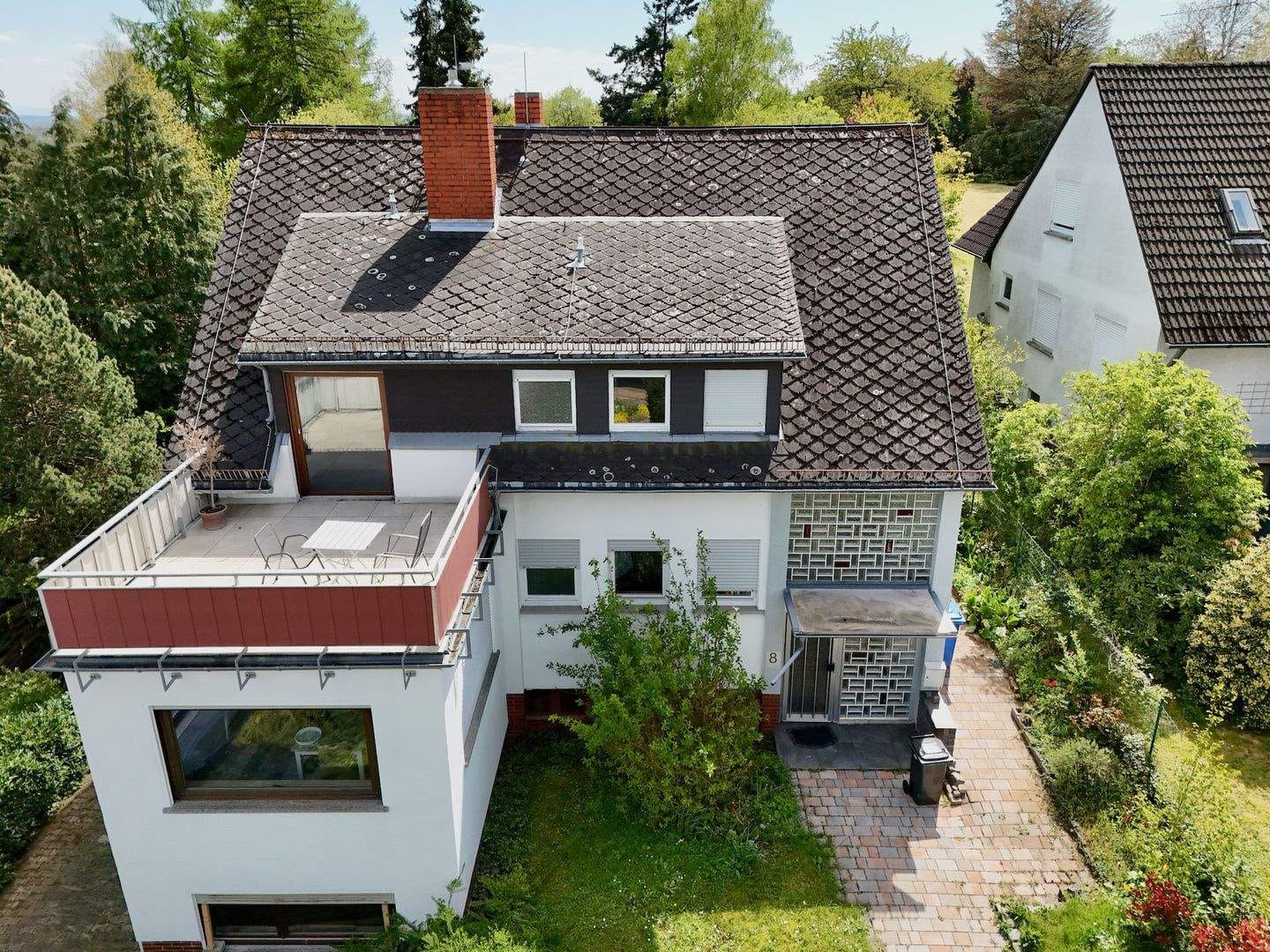 Immobilie in Eltville am Rhein - Ein Anwesen im Dornröschenschlaf mit 2.480 qm Grundstück in Wiesenrandlage nahe der Bubenhäuser Höhe! - Bild 1