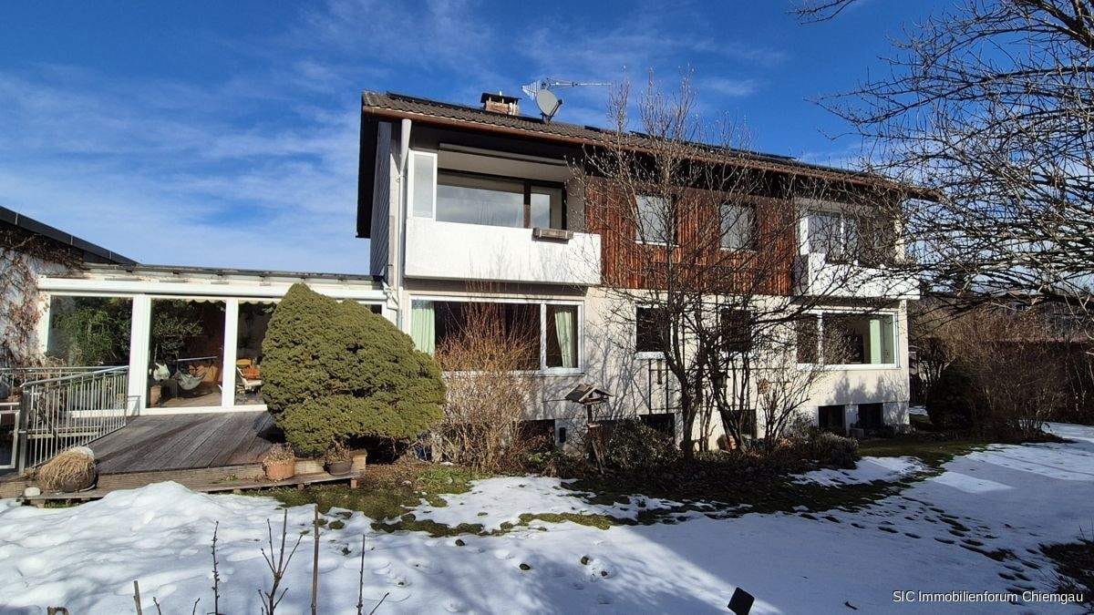 Immobilie in Traunstein - Eine Immobilie mit Potenzial!  Mehrfamilienhaus mit bis zu sechs Wohneinheiten  Nähe Guntramshügel - Bild 3