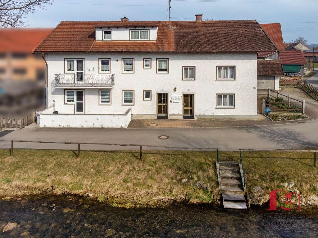 Immobilie in Markt Rettenbach - Frechenrieden/Allgäu: Viel Wohnraum (4 Whg.) für Familien oder Mitarbeiter! - Bild 1