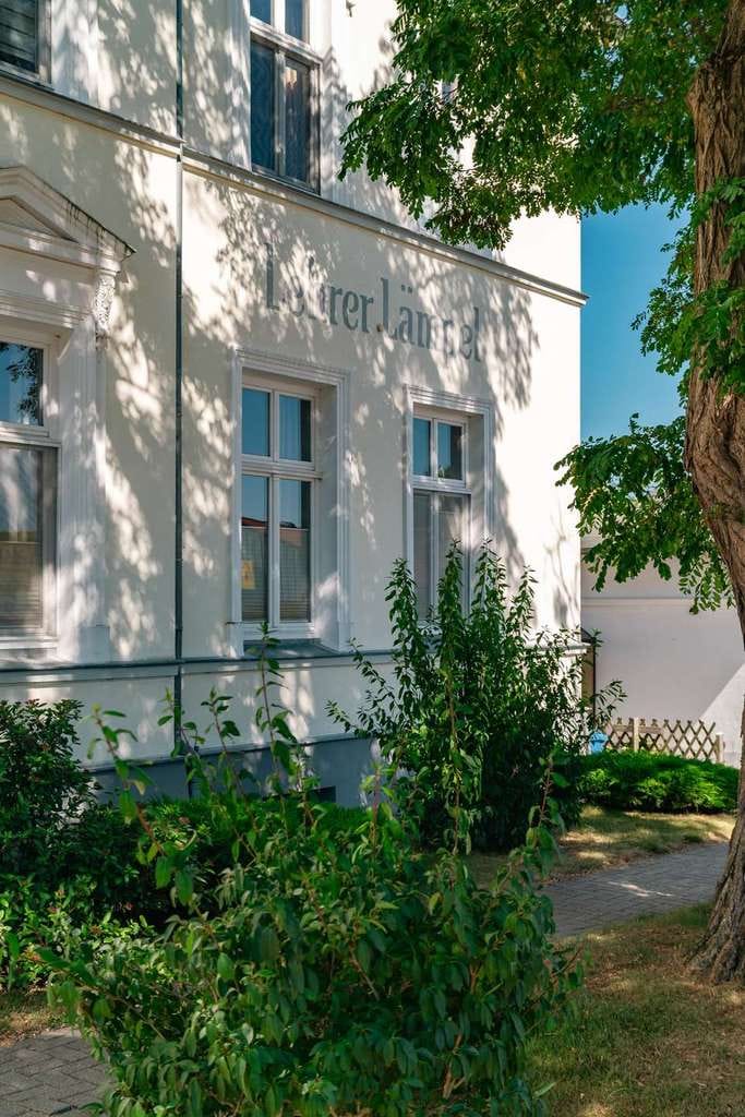 Immobilie in Glowe - Zeitlose Eleganz & Strandnähe – exklusive Wohnung im Herzen von Glowe - Bild 3