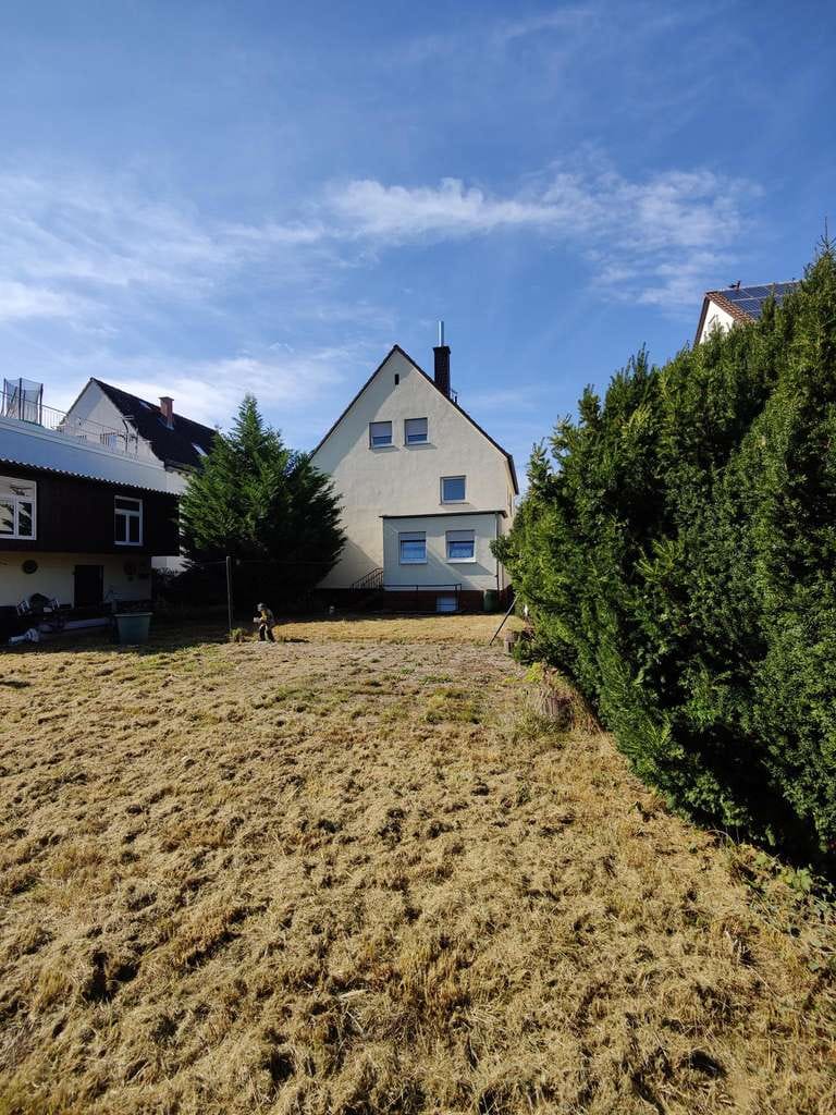 Immobilie in Egelsbach - PROVISIONSFREI, kleines Mehrfamilienhauses mit 660m² Grundstück (Baupotenzial) - Bild 0