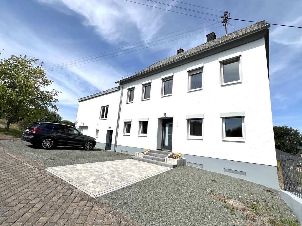 Immobilie in Oberbrombach - Modernisiertes EFH - Scheune / großes Grundstück / - Bild 0