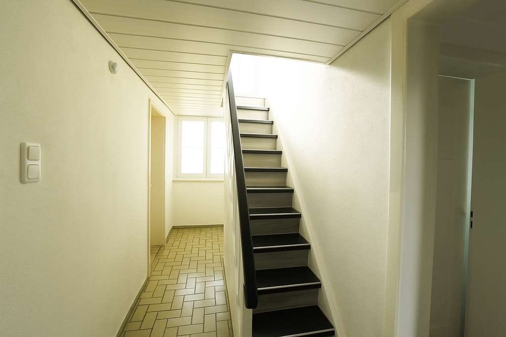 Immobilie in Penzing - Großes Bauernhaus mit Charme, Südbalkon und vielseitiger Nutzung in exzellenter Lage - Bild 4