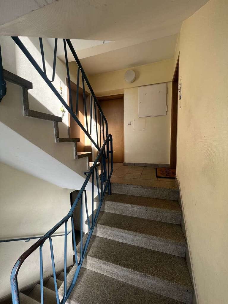 Immobilie in Leonberg - Charmante 2-Zimmer-Wohnung in zentraler Lage - Langjährig vermietet mit Entwicklungspotenzial - Bild 2