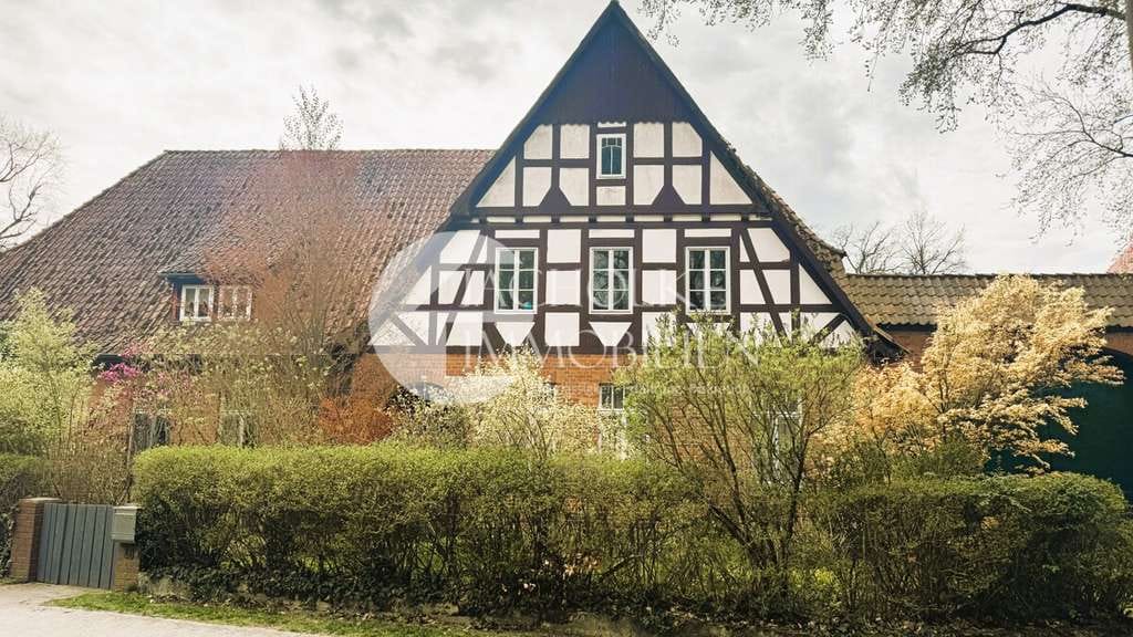 Immobilie in Hankensbüttel - Ein Ort für Generationen und Visionen – mit Einliegerwohnung und perfekten Bedingungen für Pferde - Bild 2
