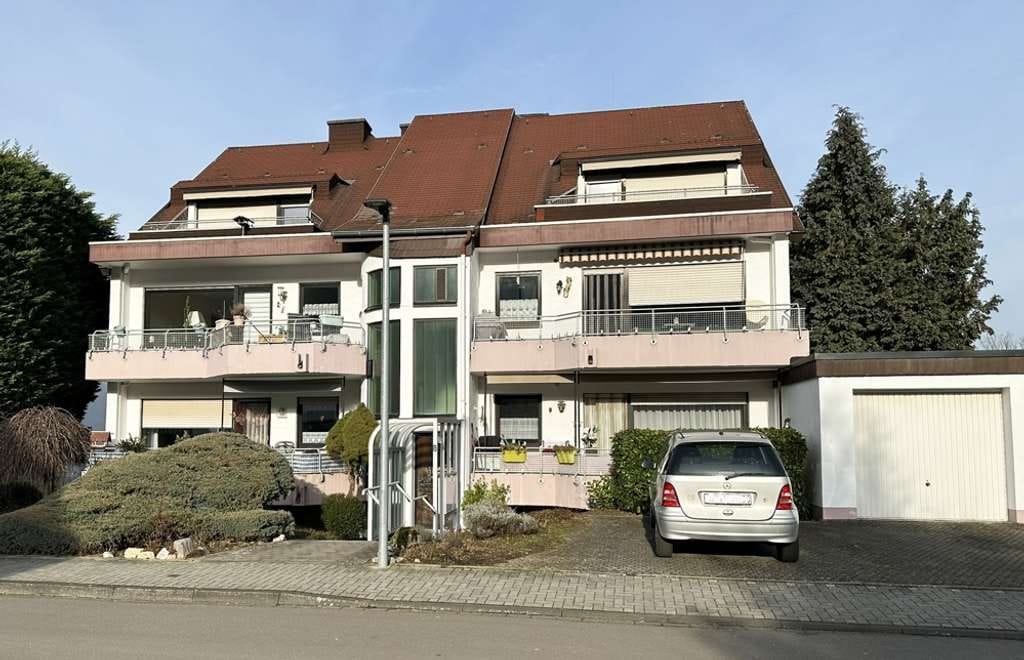 Immobilie in Sinzig - Mehrfamilienhaus mit Potential 
in bevorzugter Lage - Bild 0