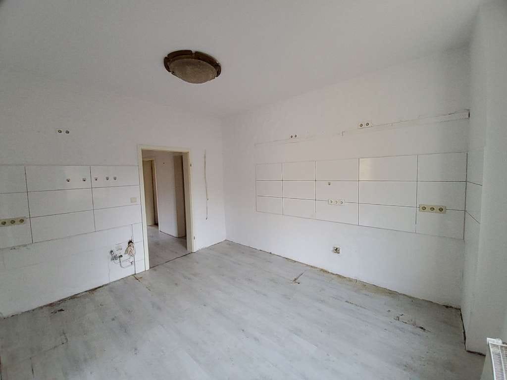 Immobilie in Schalksmühle - Freistehendes 3-Familienhaus in Schalksmühle-Dahlerbrück - Bild 2