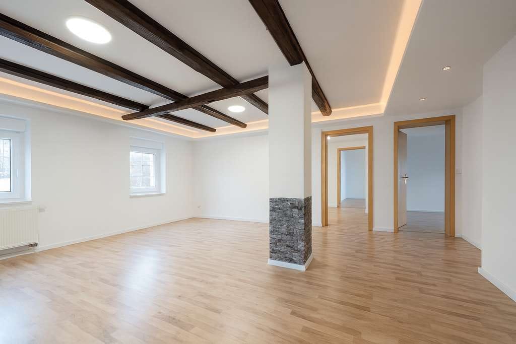 Immobilie in Belgershain - Wohnen, Arbeiten, Hobby - Platz für Werkstatt, Tierhaltung, Handwerk oder Bauen - zu Fuß zum See! - Bild 1