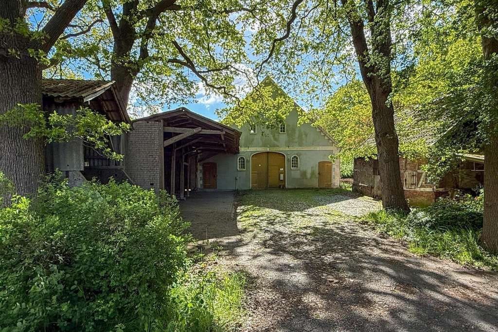 Immobilie in Rhade - Ein Ort mit Geschichte - Resthof mit Tischlerei und Naturgrundstück - Bild 1