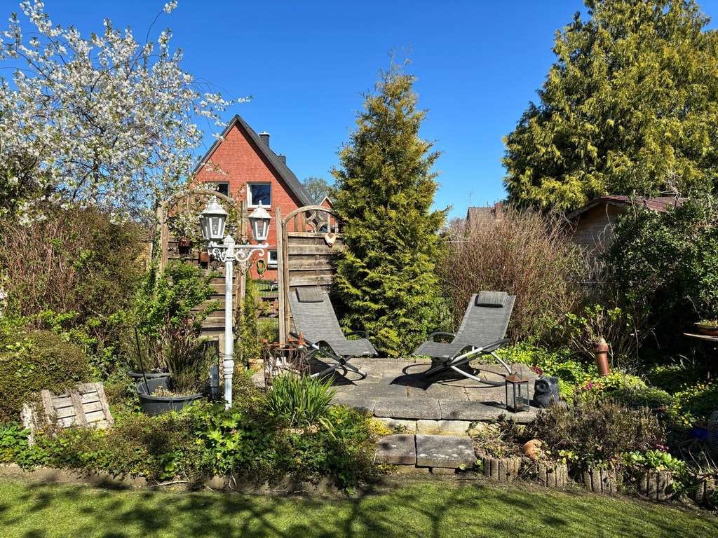 Immobilie in Osteel - Gepflegtes Einfamilienhaus mit großem Garten in Osteel
- keine Käuferprovision - - Bild 2