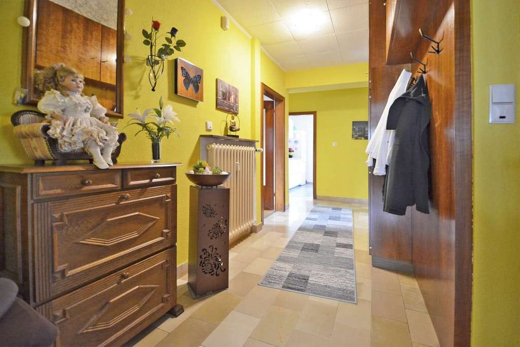 Immobilie in Trier - TR-Ruwer: Gepflegtes Zwei-Parteienhaus für Eigennutzer oder Kapitalanleger in beliebter Wohnlage - Bild 1
